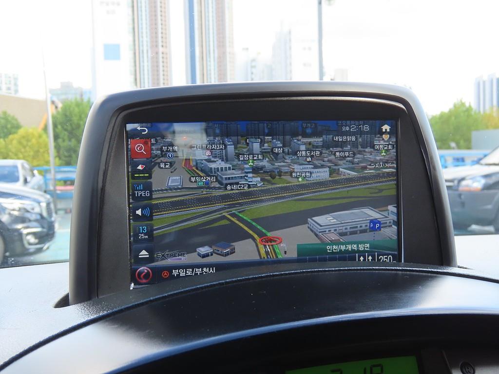 HYUNDAI Starex - Vista 8