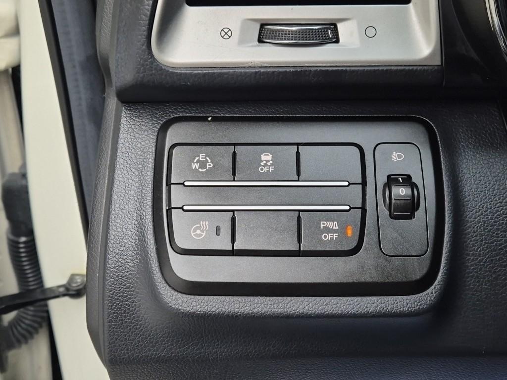 Ssangyong Tivoli 2015 Blanco - Importación desde Corea - HF Imports Iquique - Foto 14