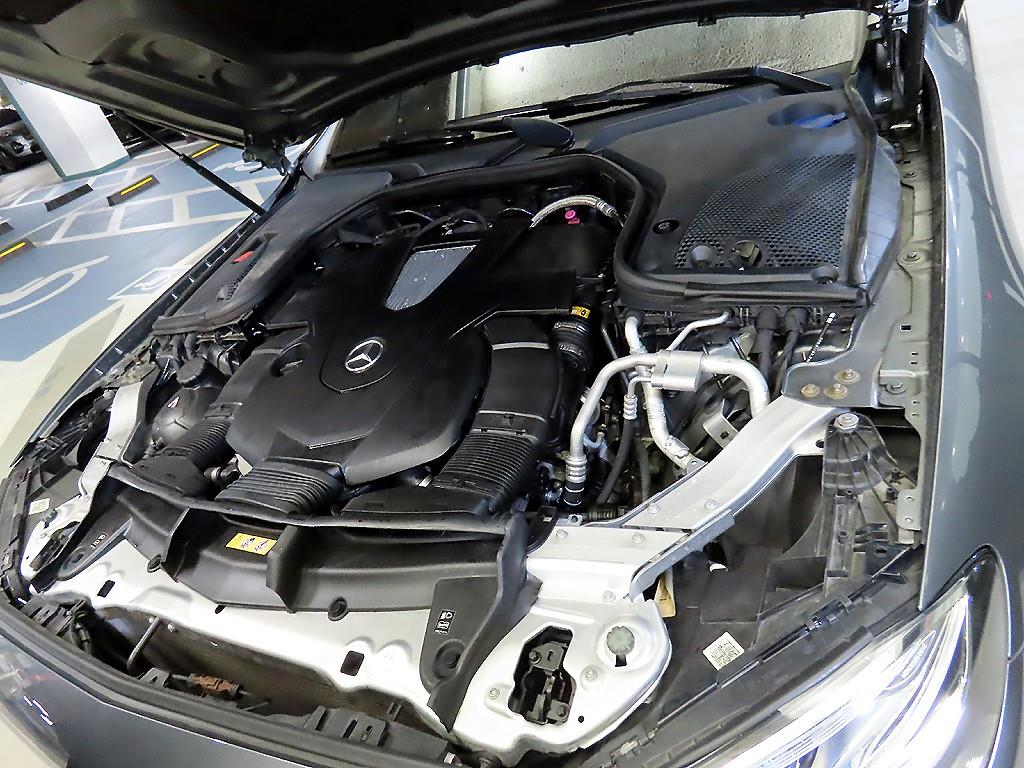 Mercedes Benz E class 2019 Gris - Importación desde Corea - HF Imports Iquique - Foto 19