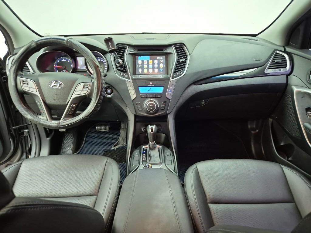 HYUNDAI Santa Fe - Vista 5