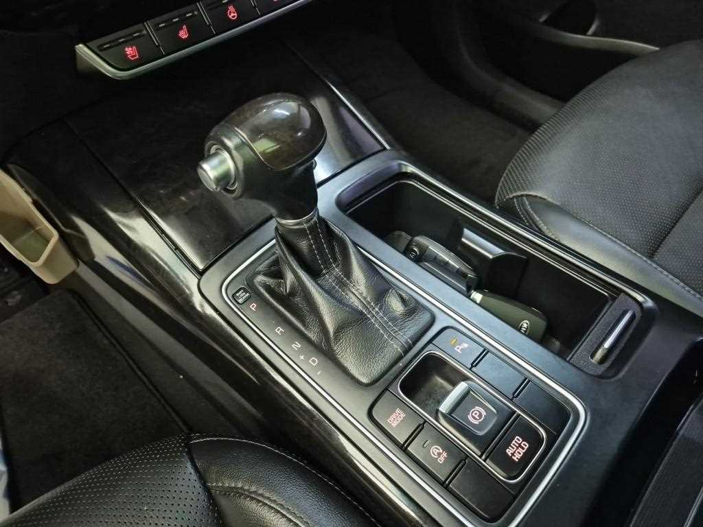 KIA Sorento - Vista 8