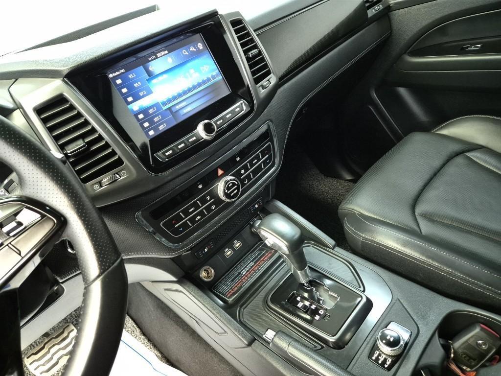 Ssangyong Rexton - Vista 8