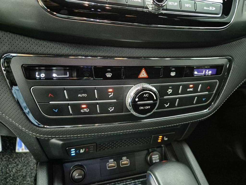 Ssangyong Rexton - Vista 10