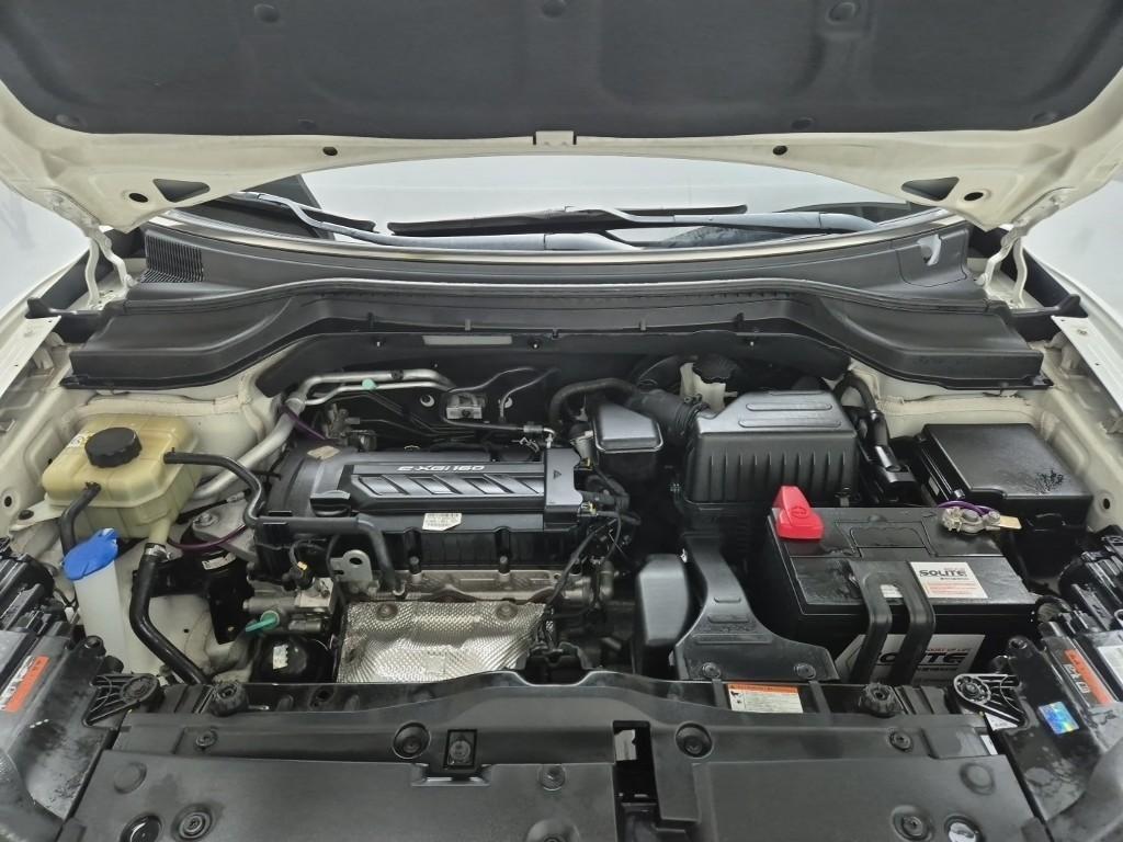 Ssangyong Tivoli - Vista 5