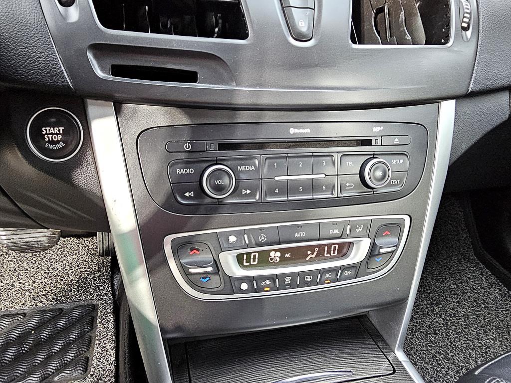 SAMSUNG SM5 2013 Negro - Importación desde Corea - HF Imports Iquique - Foto 16