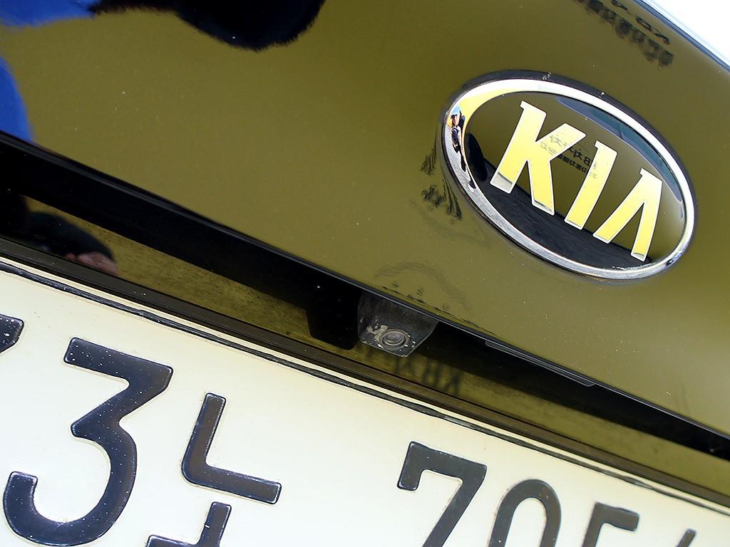 KIA K5 2014 Negro - Importación desde Corea - HF Imports Iquique - Foto 19