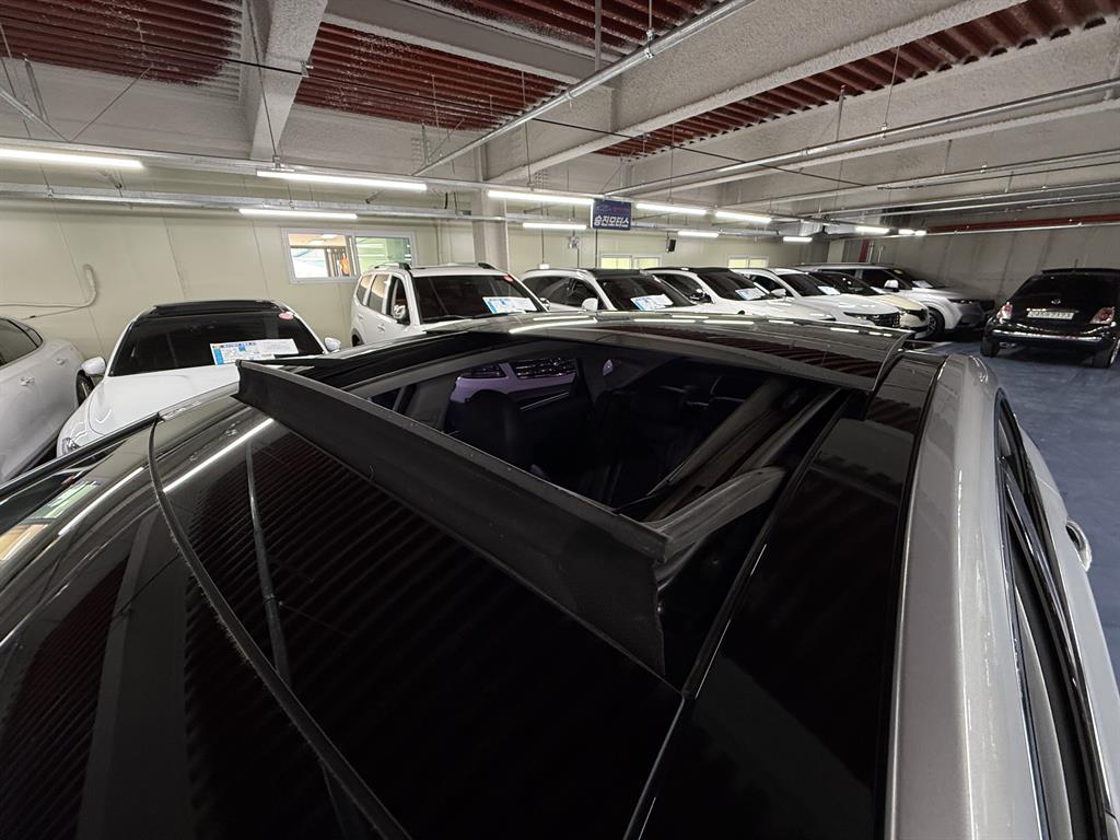 HYUNDAI i40 - Vista 5