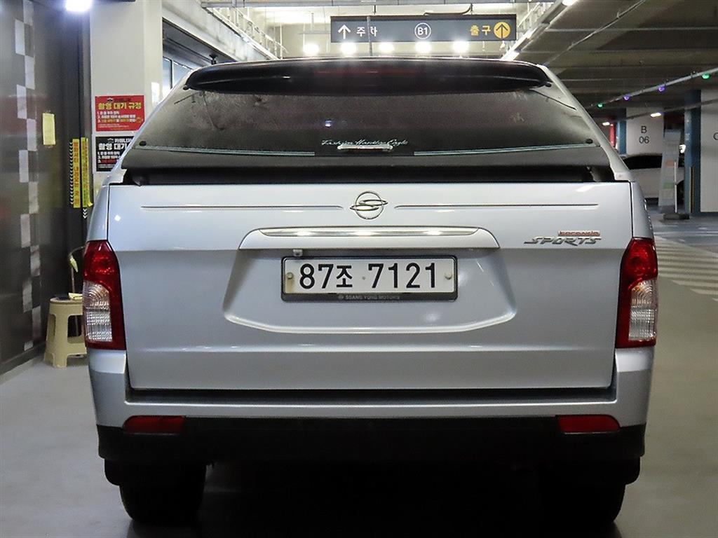 Ssangyong Korando - Vista 5