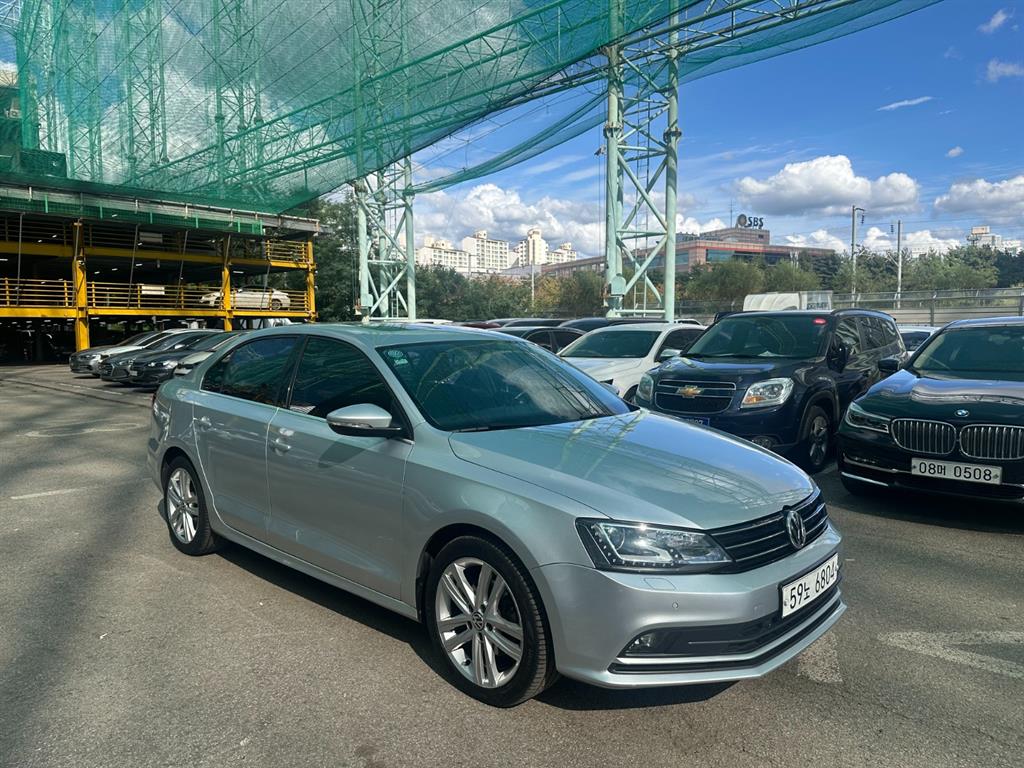 Volkswagen Jetta - Vista 6