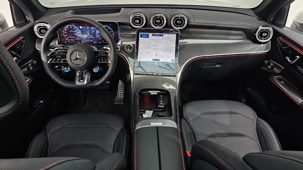 Mercedes Benz GLC Class - Vista 7