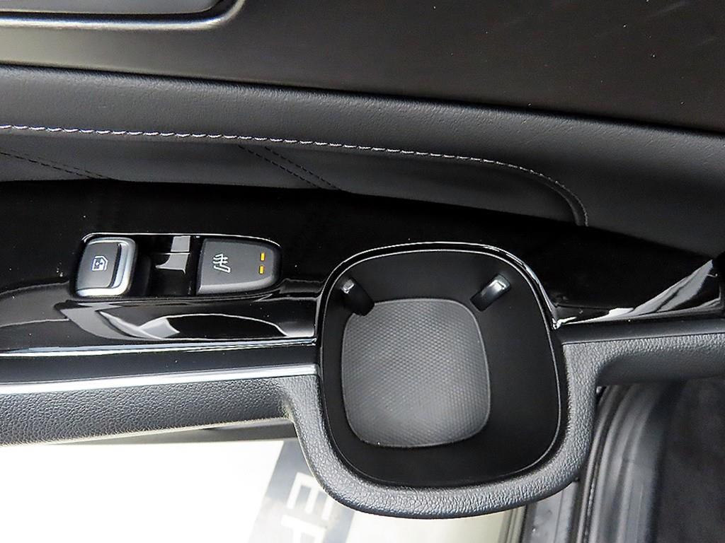 KIA Sorento - Vista 12