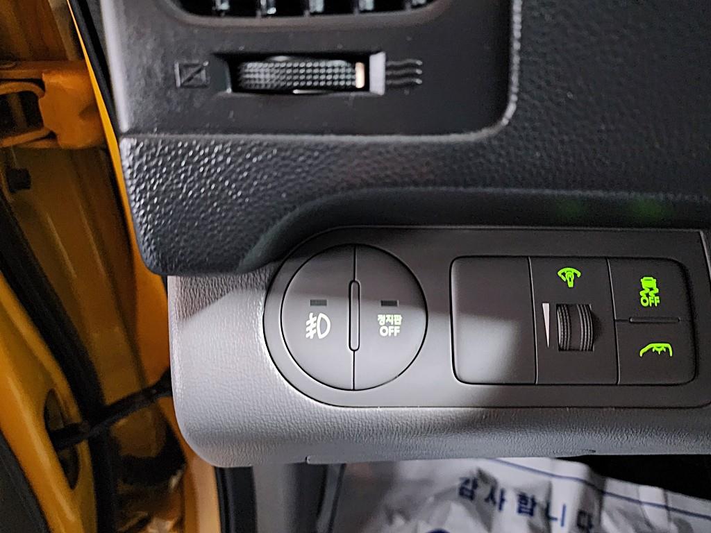 HYUNDAI Starex 2015 Amarillo - Importación desde Corea - HF Imports Iquique - Foto 14