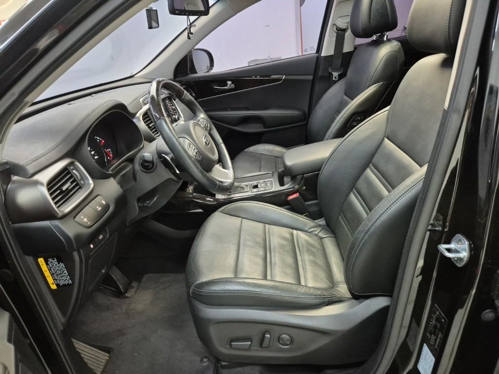 KIA Sorento - Vista 11