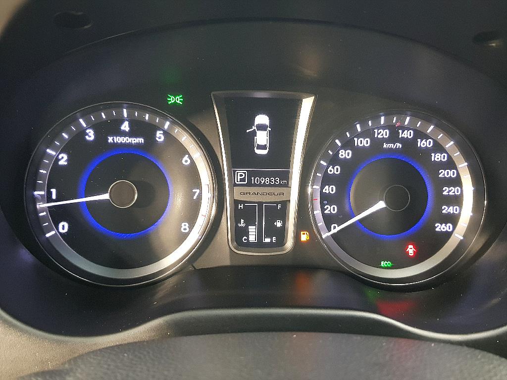 HYUNDAI Grandeur - Vista 7