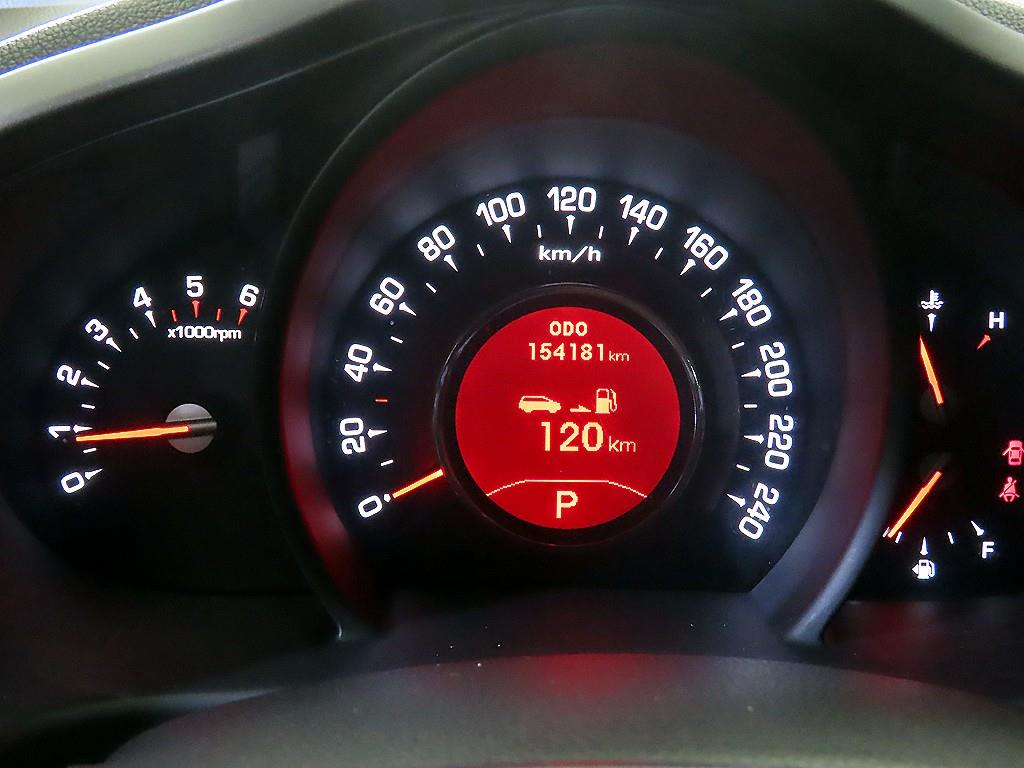 KIA Sportage - Vista 9