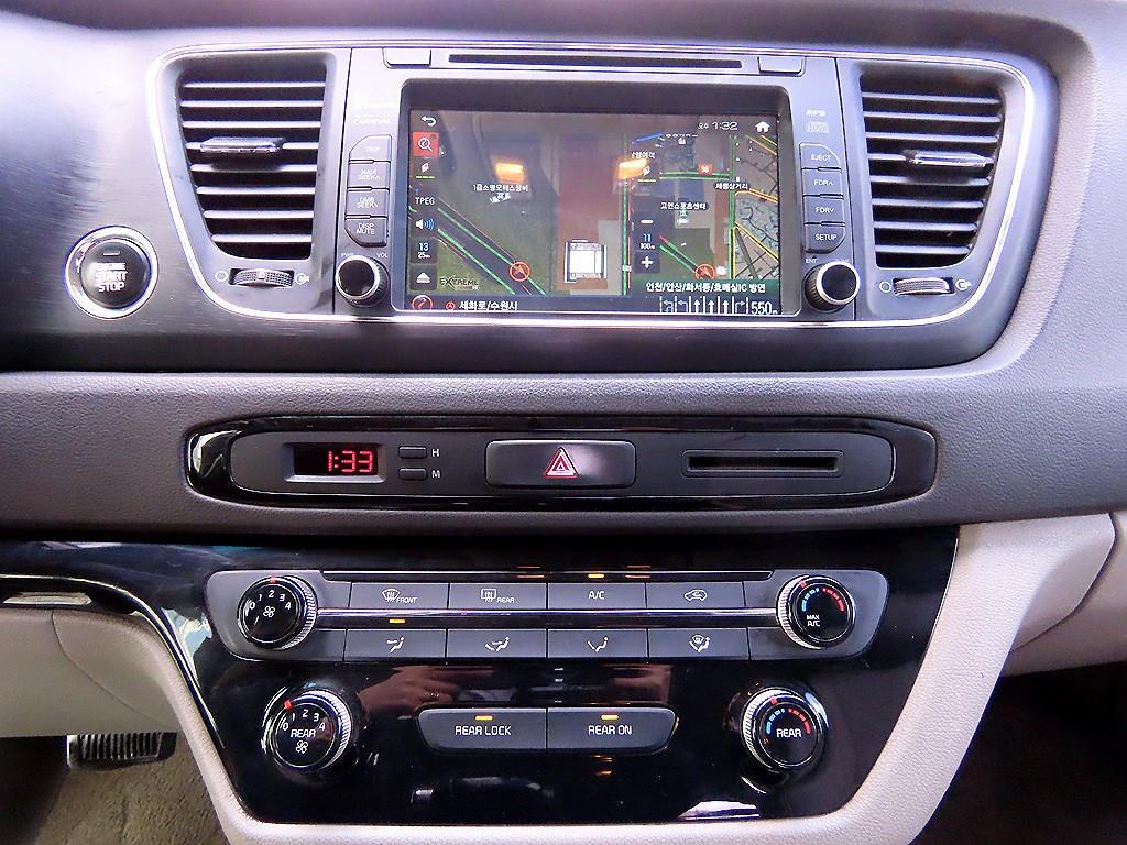 KIA Carnival 2016 Blanco - Importación desde Corea - HF Imports Iquique - Foto 14