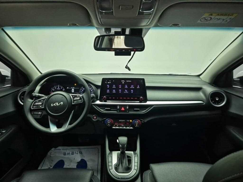 KIA K3 - Vista 7