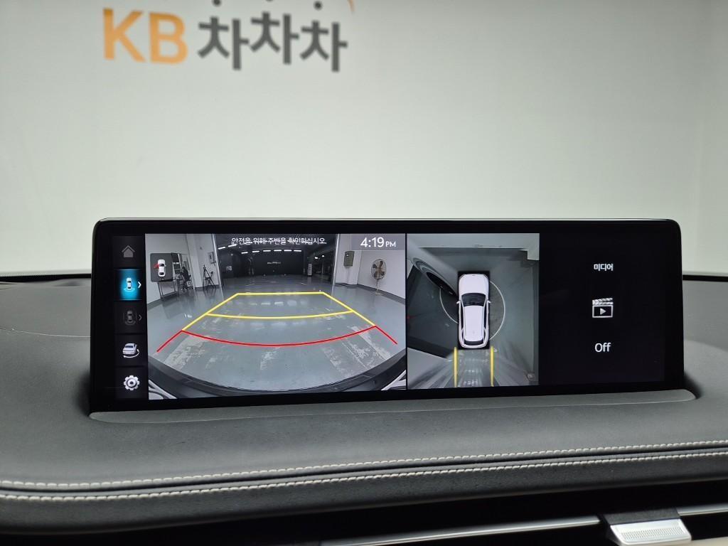 Genesis GV70 2024 Blanco - Importación desde Corea - HF Imports Iquique - Foto 14