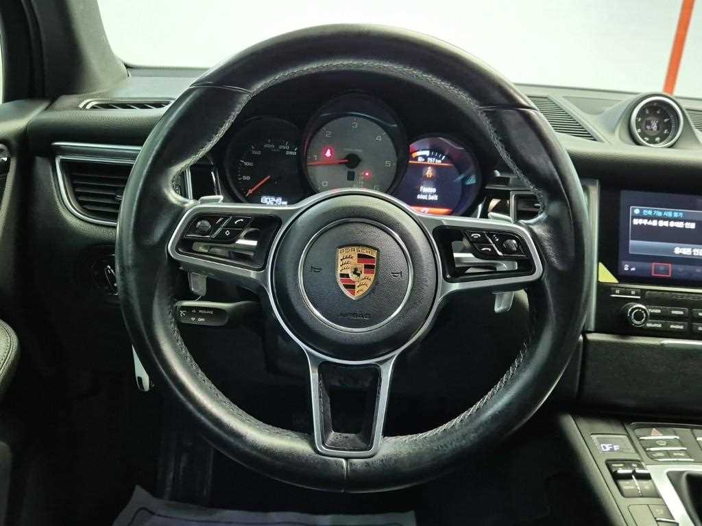 Porsche Macan - Vista 9