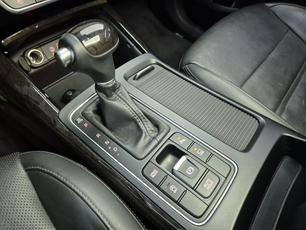 KIA Sorento - Vista 8