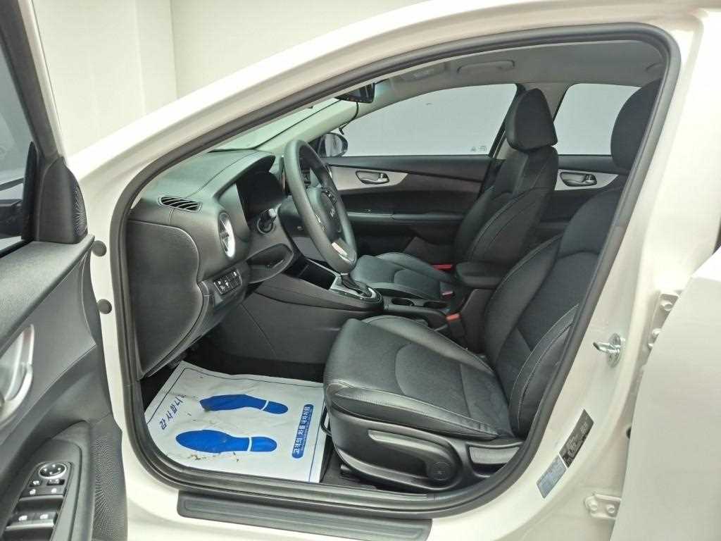 KIA K3 - Vista 11