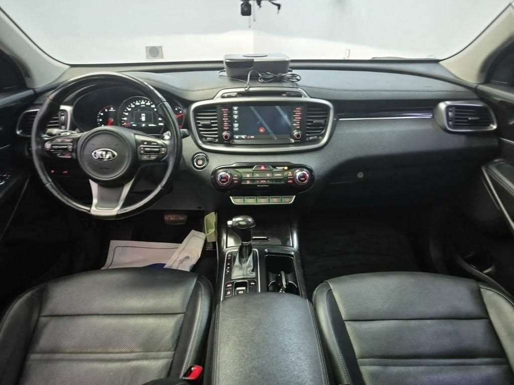 KIA Sorento - Vista 7