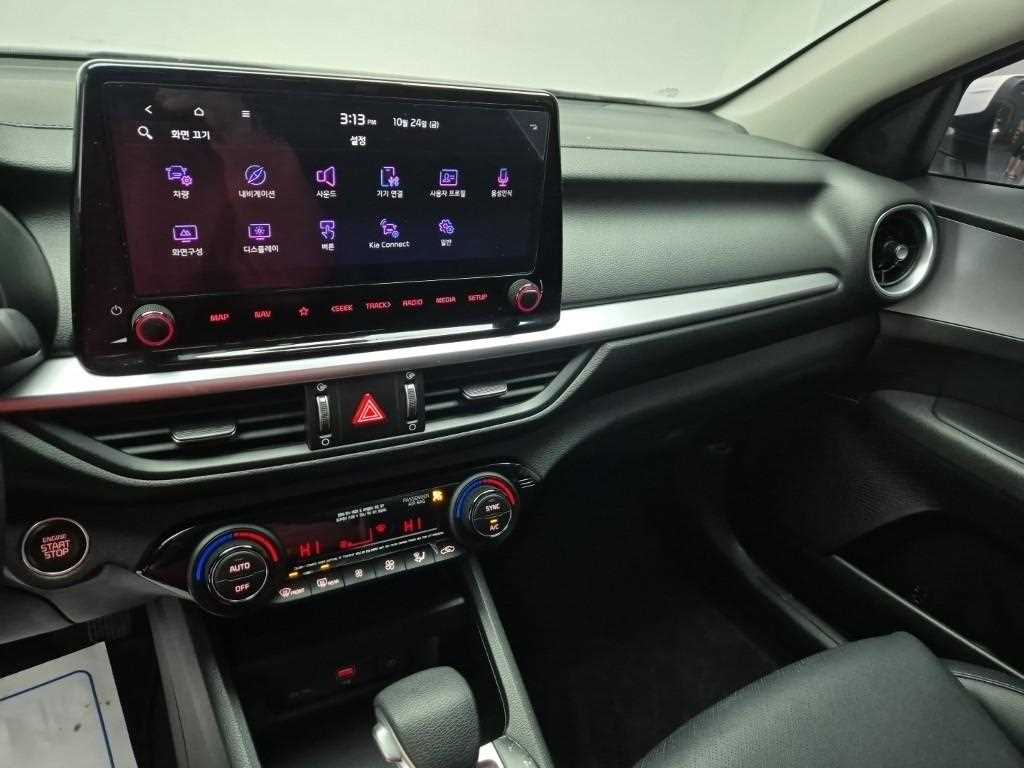 KIA K3 - Vista 10