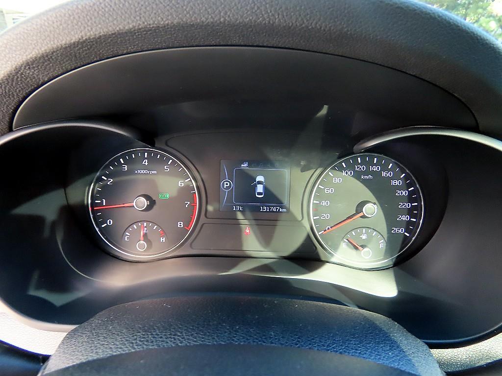 KIA K5 - Vista 9