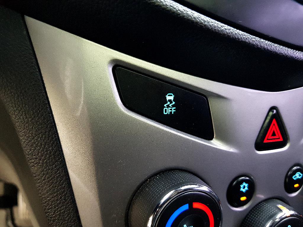 Chevrolet Trax 2015 Negro - Importación desde Corea - HF Imports Iquique - Foto 16