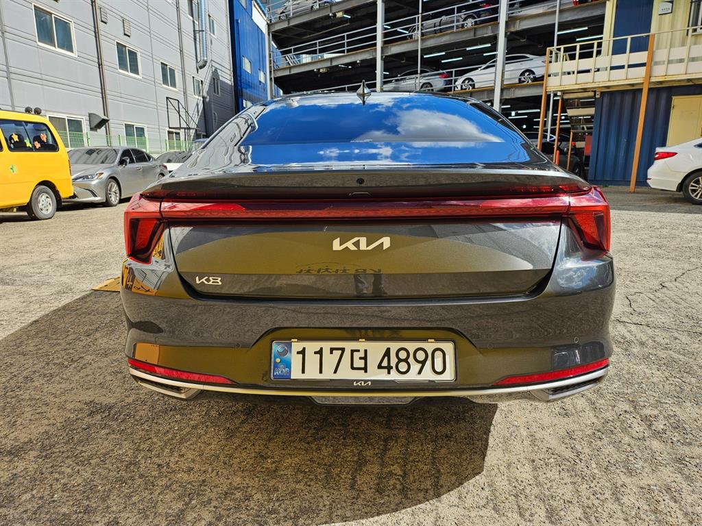 KIA K8 - Vista 6