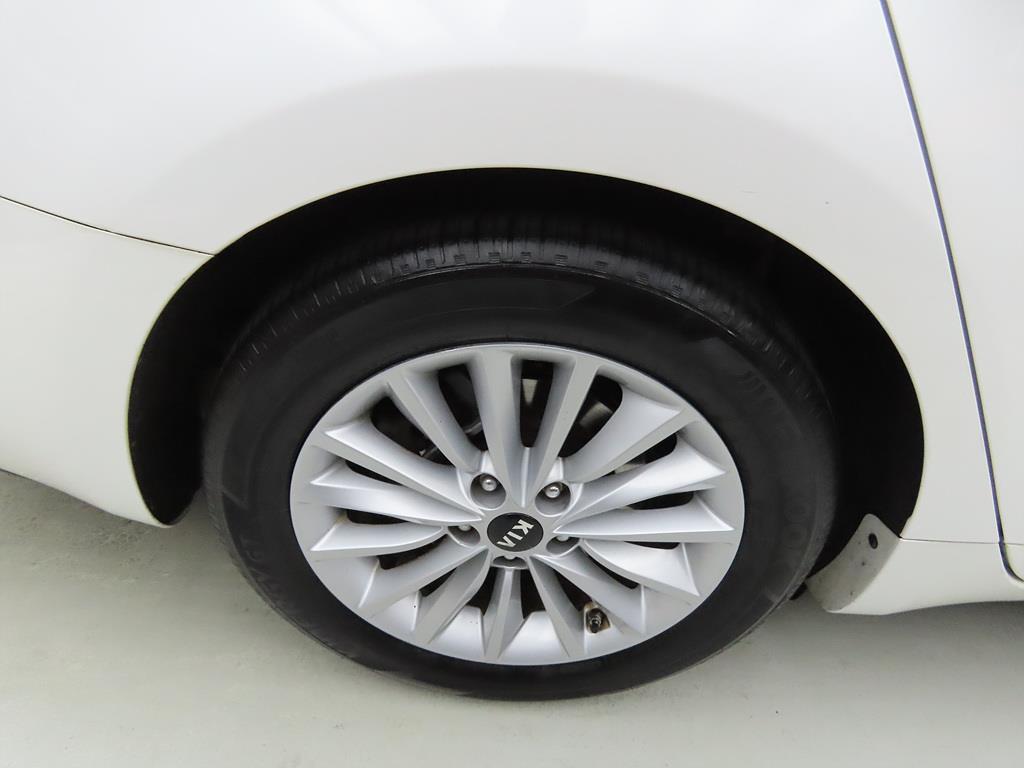 KIA K7 2016 Blanco - Importación desde Corea - HF Imports Iquique - Foto 20