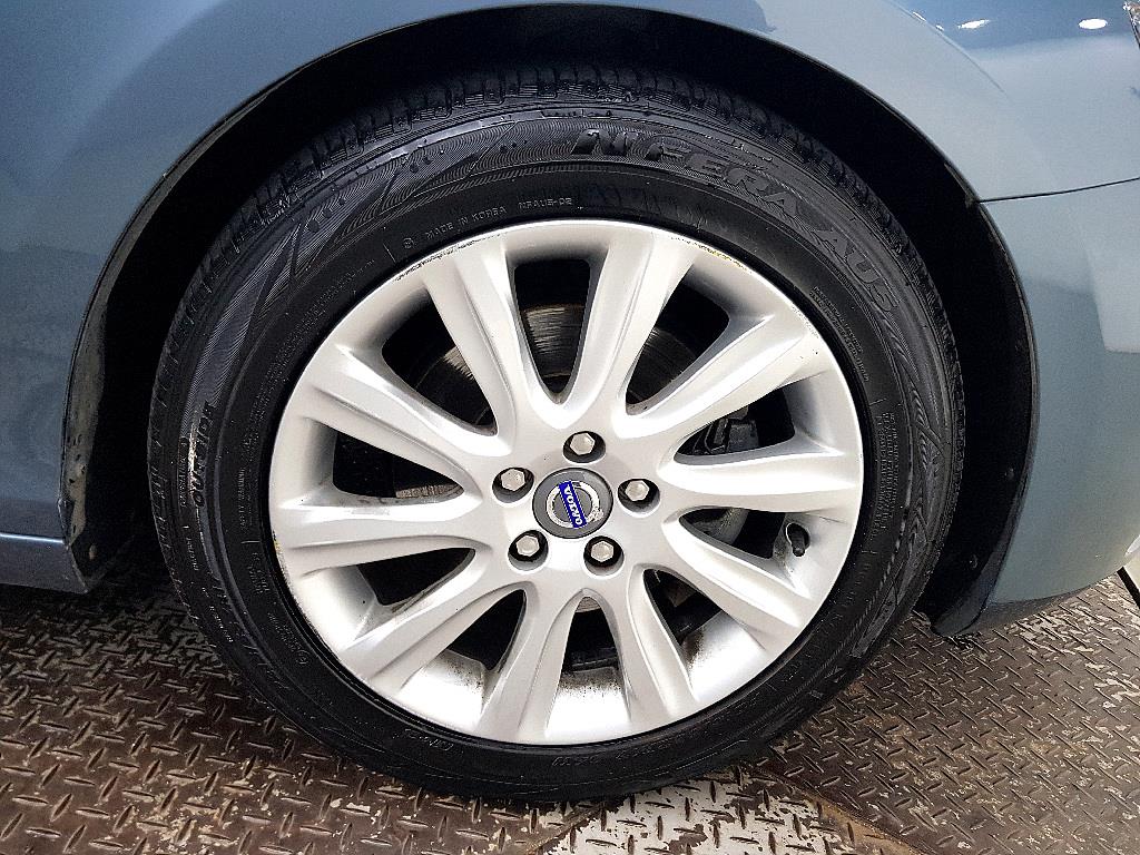 Volvo V40 2014 Azul - Importación desde Corea - HF Imports Iquique - Foto 20