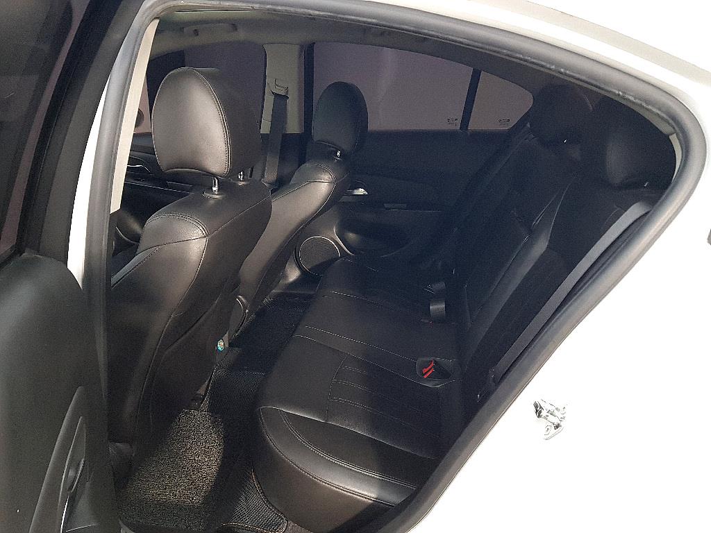 Chevrolet Cruise - Vista 9