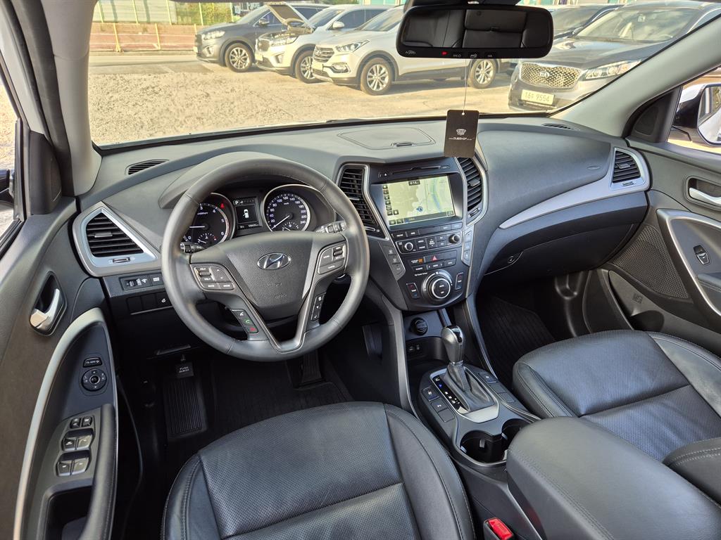 HYUNDAI Maxcruz - Vista 6