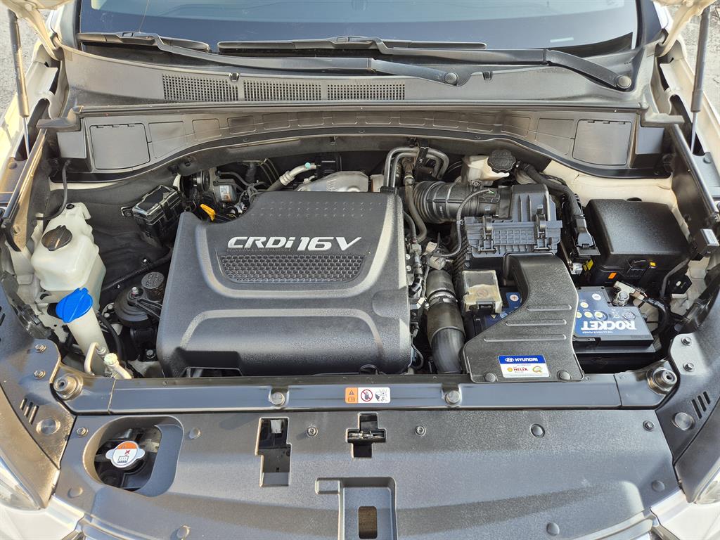 HYUNDAI Maxcruz - Vista 5