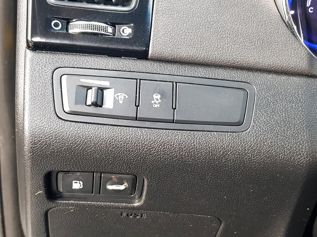 HYUNDAI Sonata - Vista 11