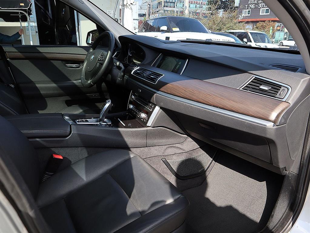 BMW Gran Turismo 2013 Plateado - Importación desde Corea - HF Imports Iquique - Foto 13