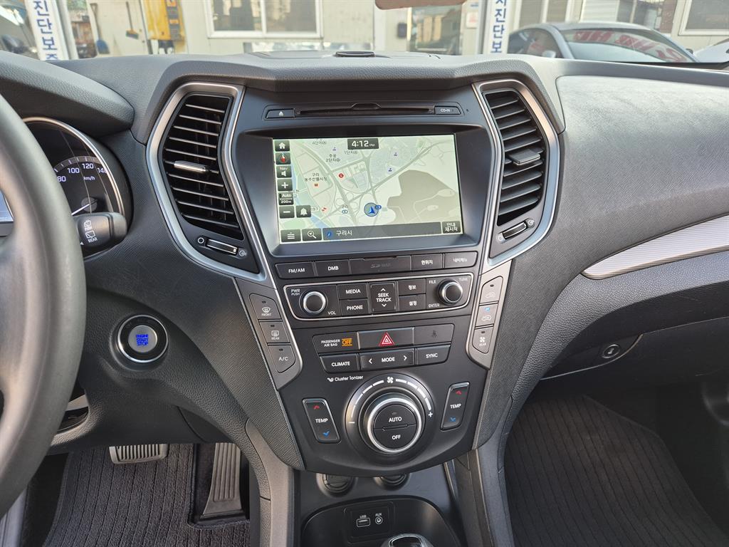 HYUNDAI Maxcruz - Vista 9