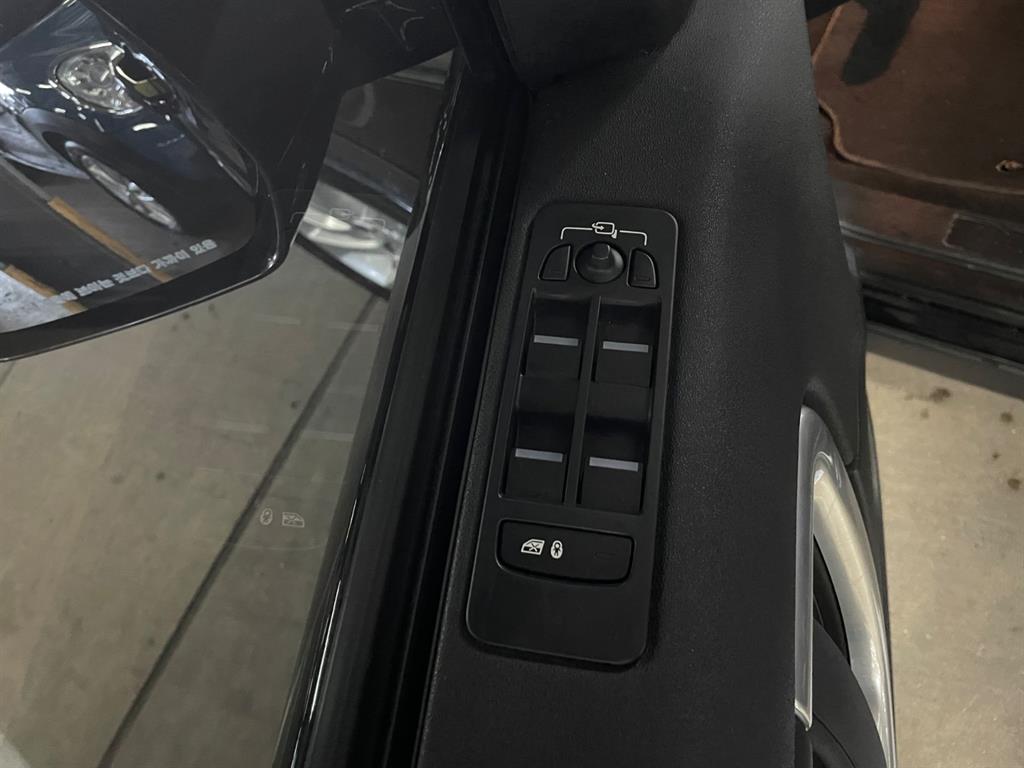 Land Rover Discovery Sports - Vista 12