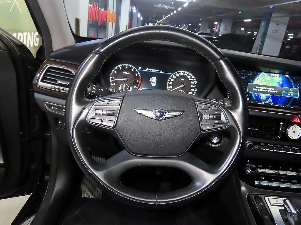 Genesis EQ900 - Vista 9