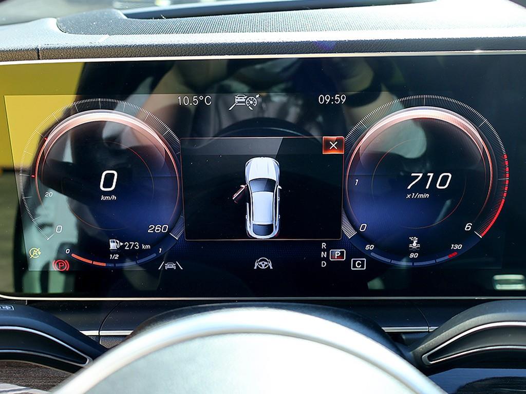 Mercedes Benz GLE Class - Vista 11