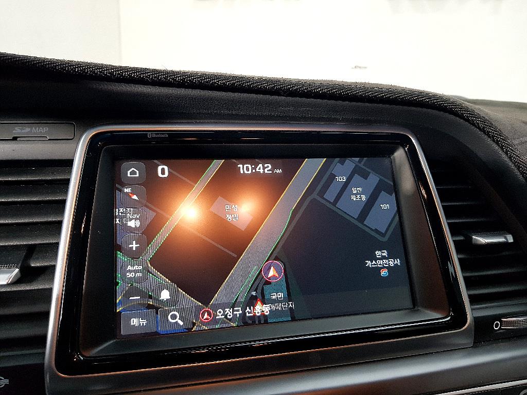 HYUNDAI Sonata - Vista 11