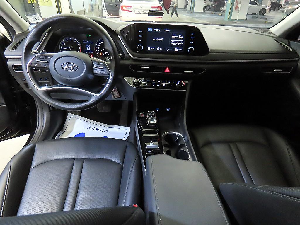 HYUNDAI Sonata - Vista 10