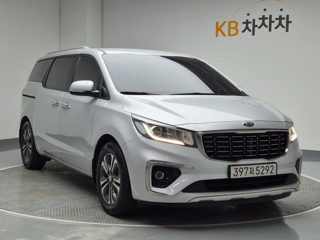 KIA Carnival - Vista 4
