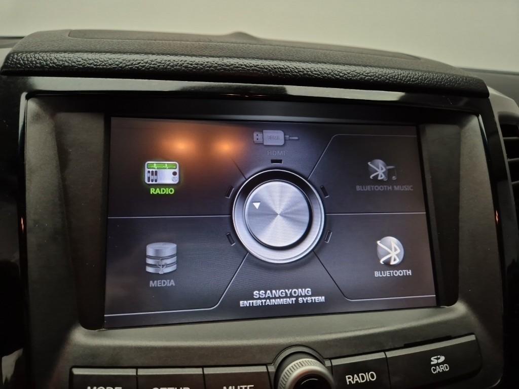 Ssangyong Tivoli 2016 Gris - Importación desde Corea - HF Imports Iquique - Foto 13