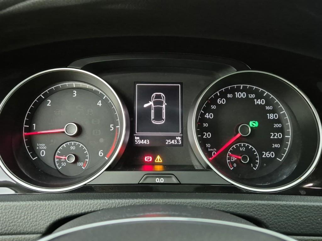 Volkswagen Golf - Vista 7