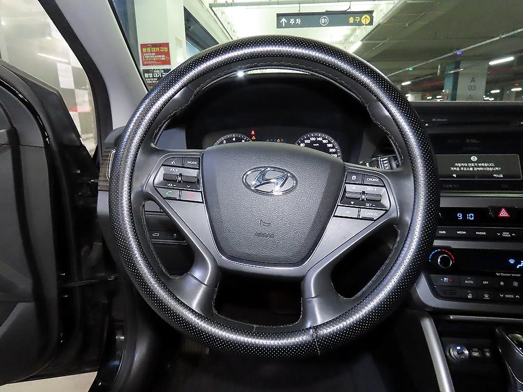 HYUNDAI Sonata - Vista 7