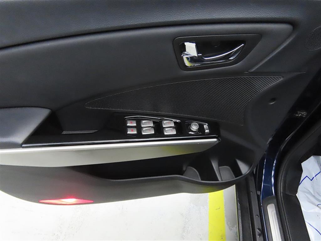 Ssangyong Tivoli 2016 Azul - Importación desde Corea - HF Imports Iquique - Foto 14