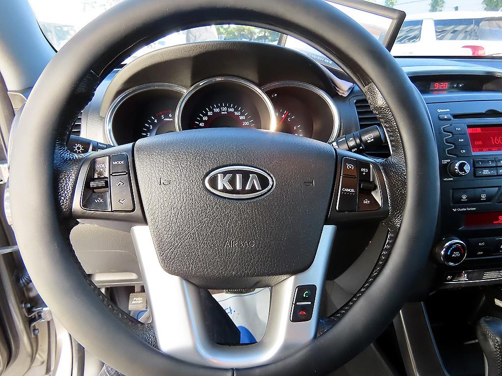 KIA Sorento - Vista 8