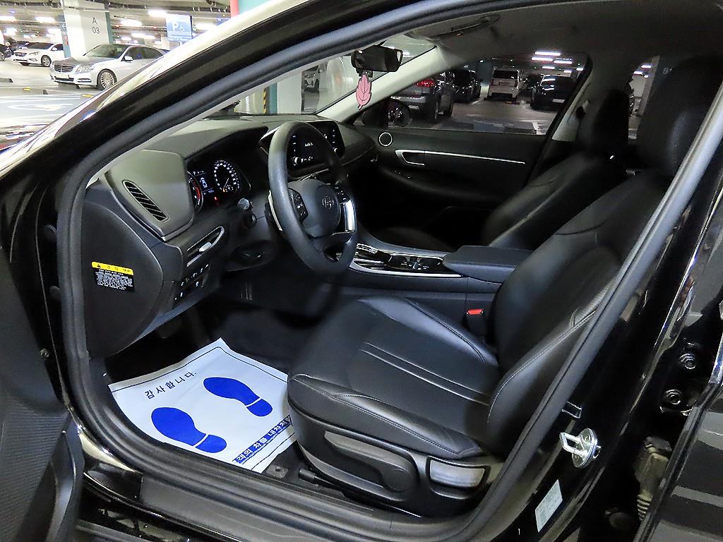 HYUNDAI Sonata - Vista 6